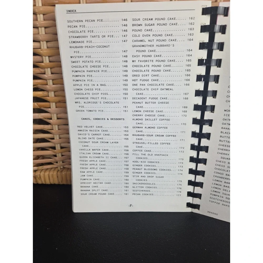 First United Methodist Church Cookbook Waynesville, North Carolina 1991 Spiral